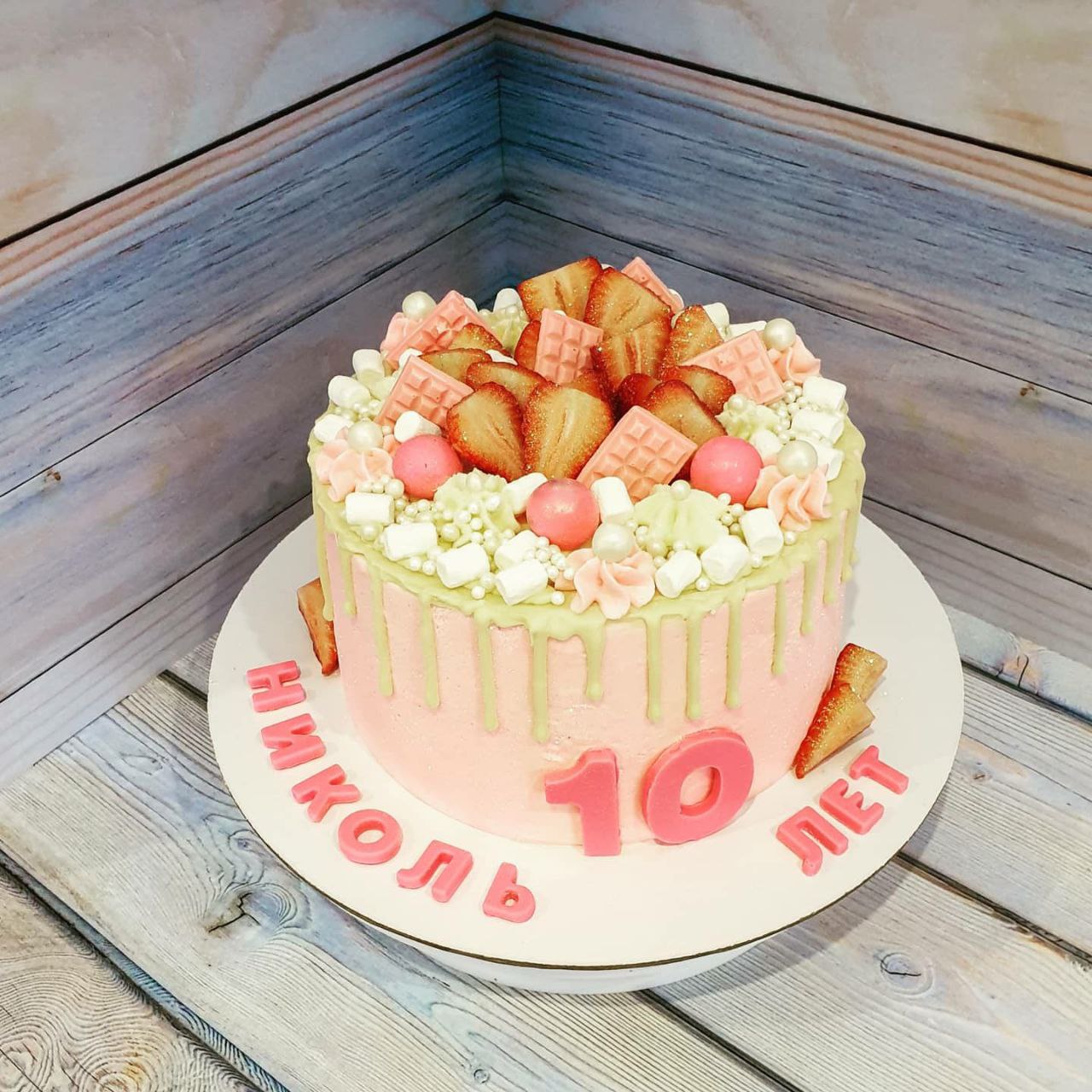 Торты на заказ в Новосибирске авторские десерты